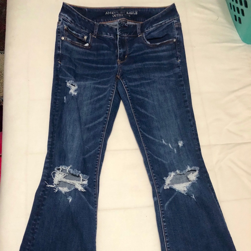 American eagle artist flare jeans